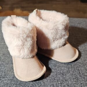 Carters Cozy Pink Fur-Lined Kids Boots Size 3-6 Months Fall Winter Toddler Girl